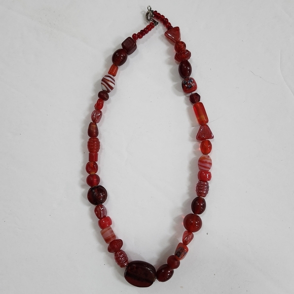 Red Glass Bead Chocker Necklace - Picture 7 of 9